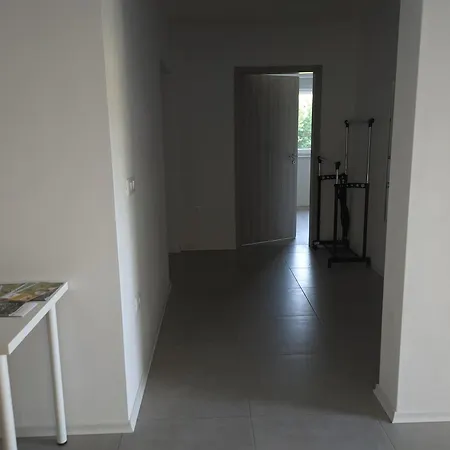 Pocitniska Hisa Hum Vikendica Kojsko