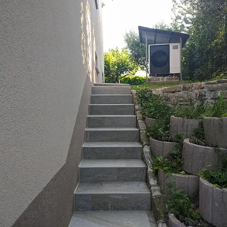 Vikendica Pocitniska Hisa Hum Kojsko