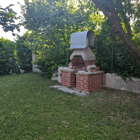 Pocitniska Hisa Hum Kojsko