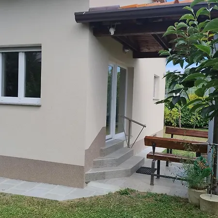 Pocitniska Hisa Hum * Kojsko