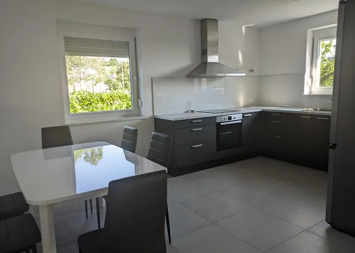 بيت للعطل Pocitniska Hisa Hum *