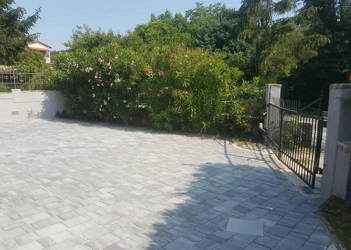 Pocitniska Hisa Hum Vakantiehuis Kojsko