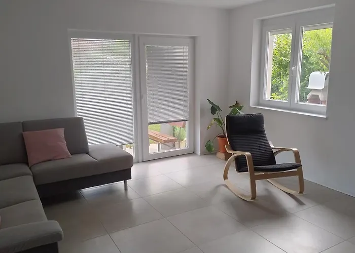 Vakantiehuis Pocitniska Hisa Hum